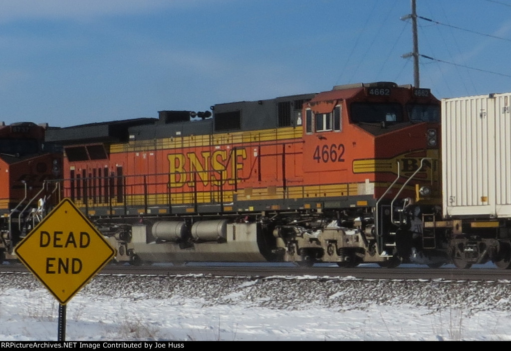 BNSF 4662